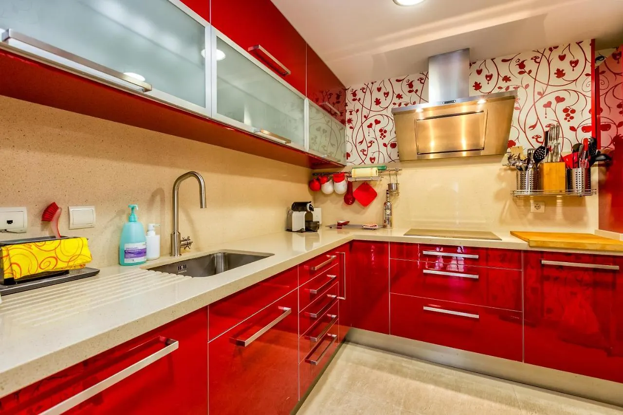 2 Bedroom With Pool In The Heart Of Puerto Banus Marbella Spain