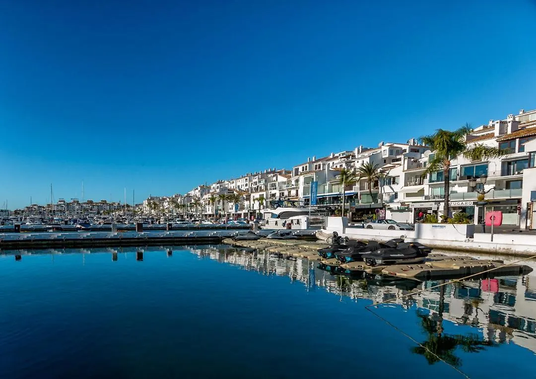 Apartment 2 Bedroom With Pool In The Heart Of Puerto Banus Marbella